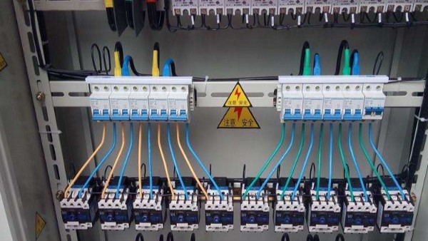 應(yīng)急照明配電箱價格【千亞電氣】